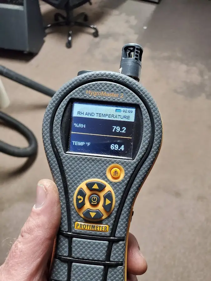 Moisture meter humidity assessment for Fire & Smoke Damage Restoration in Lake Oswego